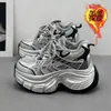Sapatos de Pai de Veludo Plus Inverno Estilo Quente da Moda Feminino Aumento Oculto de Altura Sapatos Esportivos Moda Feminina Versátil Acolchoado Quente Sapatos de Algodão Feminino