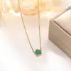 Acero de Titanio Color Dorado de 18K Collar, Pulsera, Pendientes y Anillo de Trébol de Cinco Hojas Lisos, Set de Cuatro Piezas, Joyería de Moda para Mujer