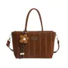 Bolso cuadrado pequeño versátil casual para mujer transfronterizo, bolso de hombro de moda Hengegeng nuevo, bolsa de regalo, bolso tote para mujer