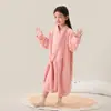 Tipo de Lluvia Ligera Bata de Baño y Toalla de Baño de Coral Fleece para Niños, Suave y Absorbente, Adecuada para Uso en el Baño y para Dormir, Directamente de la Fábrica Fuente