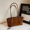 Nova Bolsa de Ombro Retrô de Grande Capacidade para Axila Outono 2025 Bolsa de Ombro para Trabalho e Deslocamento Bolsa de Mão Bolsa Tote