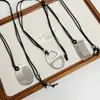 Acero de Titanio No se Desvanece Nariz de Cerdo Peine Pequeño Collar para Mujer Nicho de Gama Alta Estiloso Cadena Larga para Suéter con Cuerda de Cuero