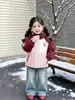 Chaqueta de Esquí de Invierno para Niñas 2026 Nuevo Estilo Ropa Exterior Estilo Otoño/Invierno Ropa de Invierno Acolchada para Niños Parka Gruesa con Forro de Forro Polar