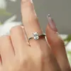 Prata Pura S925 com Moissanita Exportação Mais Vendida Versátil Anel Simples Banhado a Moissanita para Mulheres Diamante Único Moissanita