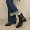 Botas de tornozelo de bico fino estilo francês para mulheres, novo design de nicho outono 2026, botas de cano curto estilosas e casuais, botas de ajuste justo