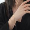 Joyería de Regalo Más Vendida Transfronteriza para Niñas, Elegante y a la Moda Pulsera de Doble Capa Cortada con Láser, Trébol de Cuatro Hojas de Acero Inoxidable