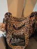 Bolso de Hombro Plegable Estampado de Leopardo Estilo Coreano 2025 Invierno Nuevo Aspecto Elegante Retro Bolso Tote Casual Estilo Occidental