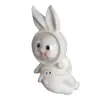 Tarjeta de paisaje en miniatura con un lindo conejo espacial, adorables accesorios de resina, manualidades decorativas creativas y pequeños adornos