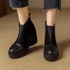 Botas Naked de 9CM de Altura Elevada con Apariencia Delgada Estilo Británico Modernas Combinables Cabeza Redonda Plataforma de Tacón Cuña Base Gruesa