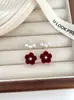 Pendientes de diseño de perlas y flores para mujer, adecuados para invierno, pendientes para mujer 2023, nuevos pendientes de moda, populares en línea
