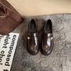 Grape Home ~ Edição Couro de Vaca Couro Genuíno Novo Mais Fácil de Combinar Bico Redondo Fivela Dourada Slip-On Salto Grosso Loafer Sapatos Pequenos de Couro para Mulheres no Outono