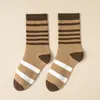 Meias de terry Maillard para outono e inverno para mulheres, meias grossas e quentes de cano médio, meias de toalha com forro de fleece para inverno, meias longas quentes para o pós-parto