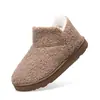 Zapatos de algodón invierno nuevos engrosados zapatos de algodón del viejo Pekín zapatos de mujer forrados de felpa cálidas botas de nieve para ancianos botas de algodón zapatos de madre