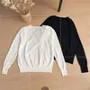 Moda Francesa Decote V de Alta Qualidade Renda Vazada Tricô Camada Base Feminina 26 Novo Estilo Outono Inverno Roupa Íntima Suéter Quente
