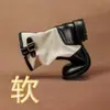 Botas femininas de tornozelo com bico redondo e patchwork, nova coleção outono/inverno 2024, com fivelas laterais, saltos grossos, altura até a panturrilha e um estilo workwear retrô, perfeitas para uso casual