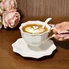Xícara de Café de Cerâmica Vintage em Relevo Estilo Palácio com Pires Pequeno, Xícara de Cerâmica Estilo Europeu para Chá da Tarde com Arte Latte