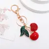 Chaveiro de liga de cereja criativo moderno, chaveiro de fruta com strass tridimensional, pingente de joia, chaves do carro