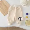 Calça Bebê Jingqi Forrada com Fleece Peça Única Veludo Calça para Meninos e Meninas Engrossada Calça Casual de Inverno Calça de Moletom Desenho Animado Fofo