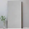Azulejos de microcimento, 400x800, para piso, em estilo minimalista e sereno, com acabamento suave e fosco, adequados para cozinhas, varandas e banheiros