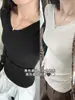 Camiseta premium de manga larga con cuello en V estilo coreano 2602 para mujer, con un diseño sofisticado, adecuada para otoño e invierno, con un ajuste fruncido, que ciñe la cintura y estiliza, hecha de algodón