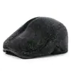 Nuevo modelo de invierno de gorra tipo pico para hombres de mediana edad y mayores, adecuado para papás y abuelos, engrosado para abrigar y proteger los oídos, ideal para viajes al aire libre