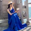 Vestido azul Klein longo sexy costas abertas justo S M Roupas de viagem para Sanya Vestido de praia super fada