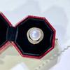Pendientes de tres piezas con perla de agua dulce de agua dulce natural con aguja de plata S925 y polvo de raspado.