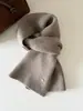 Bufanda Casual Retro Suave y de Alta Calidad 100% Lana Pura para Mujer Otoño e Invierno Bufanda de Cuello para Pareja Cálida y Engrosada Color Sólido