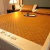 Estera de ratán de ajenjo alfombrilla de seda de hielo de tres piezas alfombrilla de ratán antiguo alfombrilla de paja plegable alfombrilla de aire acondicionado alfombrilla suave alfombrilla para dormitorio de estudiantes