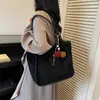 Bolsa Tote de Moda de Luxo para Mulheres 2025 Outono Nova Grande Capacidade Estampa de Leopardo Luxo Acessível Versátil Bolsa de Ombro Único para Axila