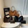 Bolsa Retrô de Grande Capacidade para Mulheres 2025 Novo Estilo Coreano Tendência Moda Nicho Bolsa de Ombro de Alto Valor Bolsa Tote para o Dia a Dia