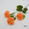 Simulación de una sola rama de hortensia de tres copos de nieve, diseño de escena de boda de hortensia colorida, inserción de modelado de pared roja de red de fachada de tienda