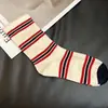 Calcetines de tubo medio a rayas con combinación de colores Dongdaemun Corea del Sur de nicho para niños Cómodos Versátiles Casuales Personalizados Algodón Calcetines Apilados