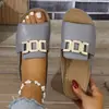 Chinelos Femininos 2026 Novo Modelo Transfronteiriço Tamanho Grande Casuais Moda Salto Plataforma Sola Grossa com Fivela e Design Aberto