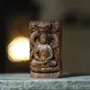 Pendente de Agarwood de Qinan Esculpido Lado Único Marca Tathagata Pingente Artesanato em Relevo Estilo Chinês Peça de Mão Wenwan Colar