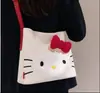 Mochila de Ombro Portátil de Pelúcia Gatinho Hello Kitty Coração de Menina Mochila Fofa de Rua Presente