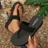2026 Comercio Exterior Transfronterizo Chanclas Sandalias Planas para Mujer Verano Nuevas Simples Cómodas Chanclas de Dedo Sandalias de Playa