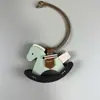 Colgante para Bolso Caballo Mecedora Retro Creativo Lindo Caballo de Madera Pequeño de PU Colgante Accesorio Llavero de Cuero Año del Caballo