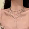 Colar de contas branco e rosa com atmosfera super fada, gargantilha multicamadas para empilhar para mulheres, corrente doce de nicho para a clavícula