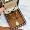 Colar com Pingente Redondo de Camada Dupla Estilo Doce e Cool, Moderno e Versátil, Design Único, Colar com Pingente Redondo de Camada Dupla Simples e Exquisito