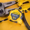 Cinta métrica Deli 10m7.5m5m3m Regla circular Cinta métrica de acero de alta precisión Doméstica Impermeable Resistente al desgaste Anticaída Regla de acero gruesa