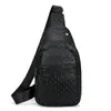 Bolso de Pecho Versátil de PU Transfronterizo para Hombres, Bolsa Pequeña para Deportes al Aire Libre y Ciclismo, Bolso de Hombro para Viajeros, Bolso Cruzado Resistente al Agua