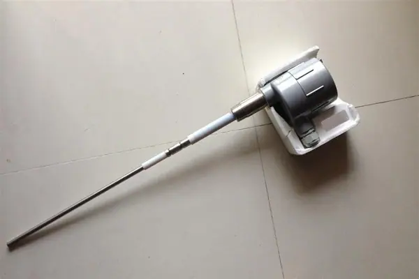 L2000C射频导纳料位计1.jpg