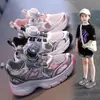 Zapatos para Niñas 2025 Verano Nuevas Zapatillas Infantiles Suela Suave Zapatos para Bebés Zapatos tipo Papá para Niños Zapatos de Malla Transpirable