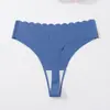 Pantaletas Europeas y Americanas Sin Costuras Transfronterizas para Mujer, Color Sólido, Huecos, Cintura Ondulada Baja, Sexy Adhesivas para Mujer