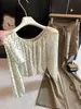 Blusa de bolinhas ombro a ombro estilo francês para mulheres, novo estilo de verão puro desejo outono 2026 camisa de chiffon de manga curta longa A13604