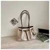 Bolsa Feminina Grande Capacidade Texturizada da Moda 2025 Casual Nova Bolsa de Ombro Retrô Simples Texturizada para Trabalho