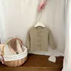 Cárdigan de punto francés para niña, primavera y otoño, nuevo, dulce y elegante, suéter de flor tridimensional, chaqueta de moda para bebé