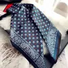 Pañuelo pequeño cuadrado de seda estilo chino para mujer, pañuelo para la cabeza para primavera, otoño y verano, para combinar con blusas, protector de cuello, estilo fino, adecuado para madres