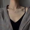 Collar de plata de ley S925 con diseño de nicho, estilo amor, ligero, de lujo, elegante, para niña, con cadena fina y simple, con forma de corazón.
